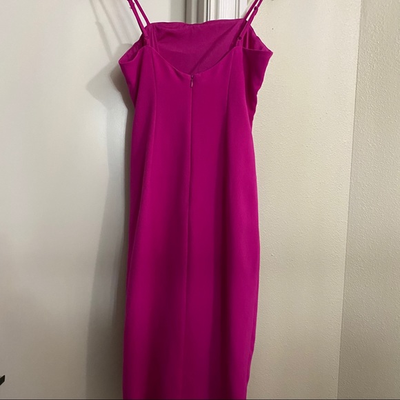 LAST DAY ON POSHMARK PRICE DROP
NWT cocktail dress in pink size small - Picture 4 of 4